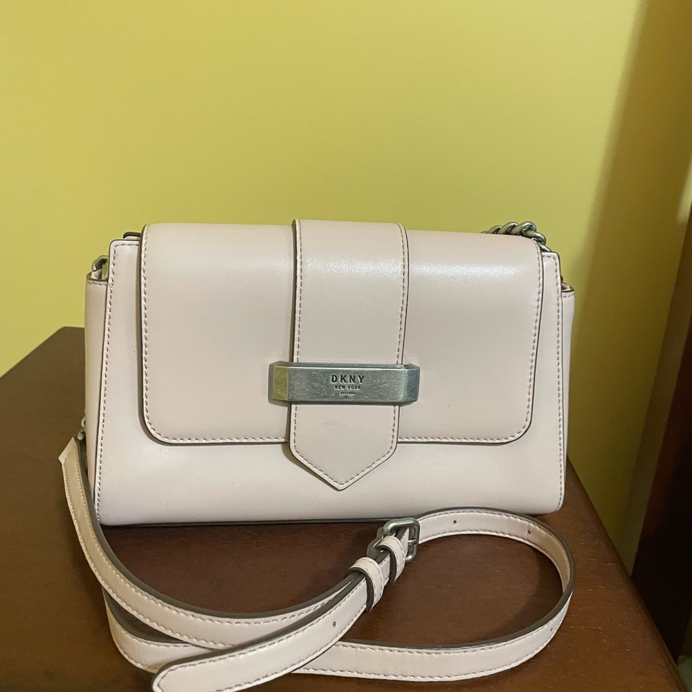 Light pink Dkny crossbody style purse